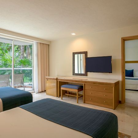 Grand Park Royal Cozumel Hotel Bagian luar foto Junior Suite